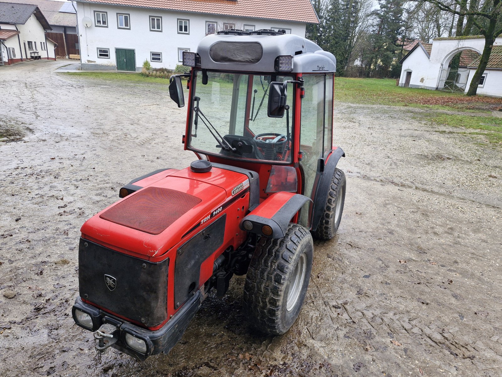 Kommunaltraktor del tipo Antonio Carraro TRH 9400, Gebrauchtmaschine In SR (Immagine 5)