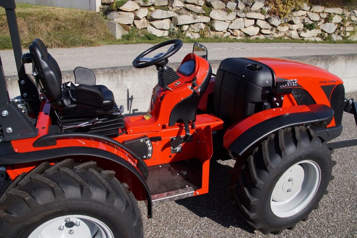 Kommunaltraktor van het type Antonio Carraro TTR 4800 HST Schlepper Traktor NEU Pasquali Aebi, Neumaschine in Aigen-Schlägl (Foto 8)