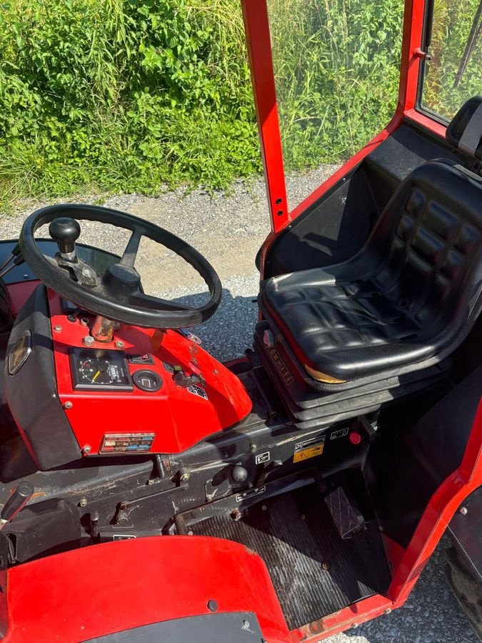 Kommunaltraktor des Typs Antonio Carraro TTR4400, Gebrauchtmaschine in Gabersdorf (Bild 2)