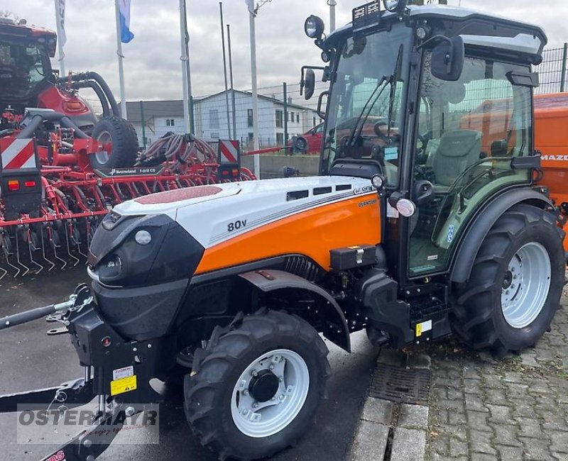 Kommunaltraktor tip Case IH Quantum 80 V Kommunal, Vorführmaschine in Rohr (Poză 1)