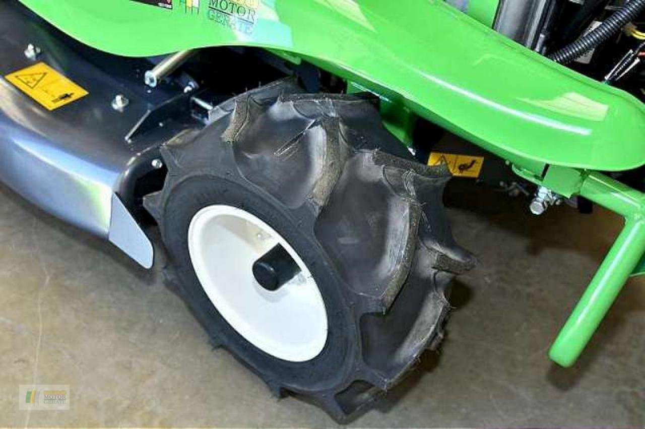 Kommunaltraktor des Typs Etesia AV98, Neumaschine in Cloppenburg (Bild 5)