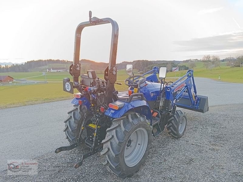 Kommunaltraktor des Typs Farmtrac Farmtrac 26 Hydrostat mit Frontlader, Gebrauchtmaschine in Dimbach (Bild 7)