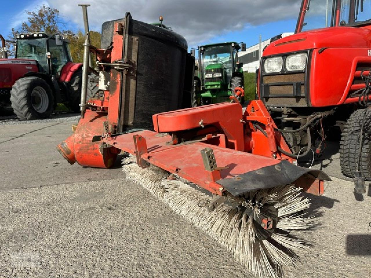 Kommunaltraktor tip Hako Hakotrac 1700 DM, Gebrauchtmaschine in Prenzlau (Poză 8)