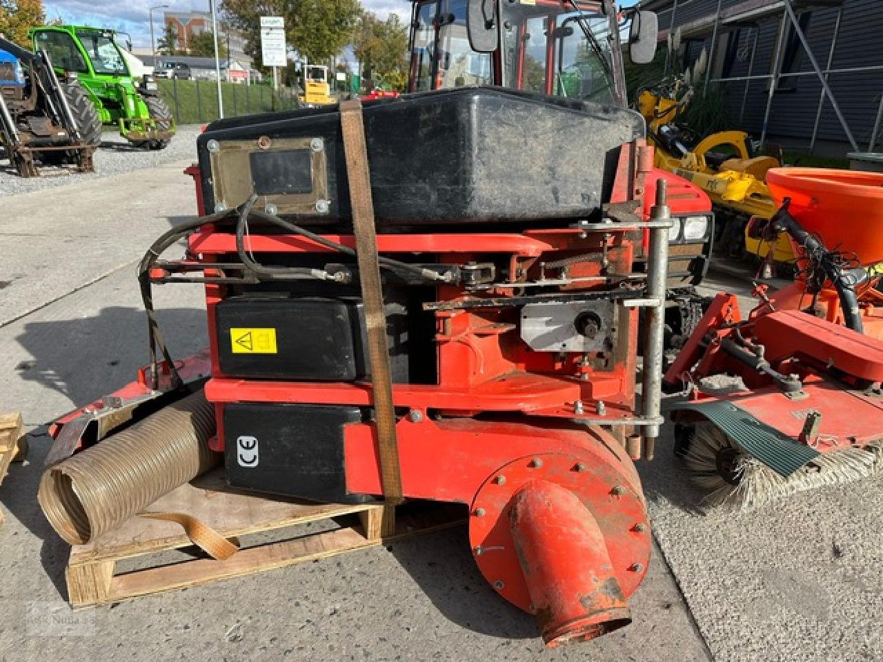 Kommunaltraktor van het type Hako Hakotrac 1700 DM, Gebrauchtmaschine in Prenzlau (Foto 12)