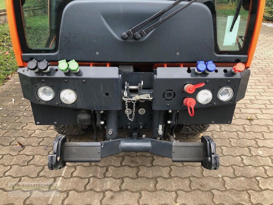 Kommunaltraktor des Typs Holder C 370 Kommunaltraktor Gießarm Kommunalfahrzeug neuwertig!, Gebrauchtmaschine in Langensendelbach (Bild 7)