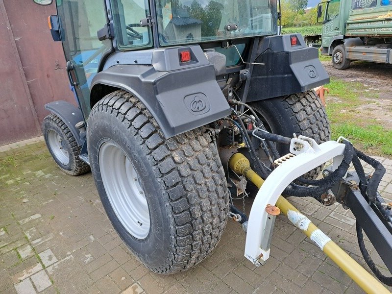 Kommunaltraktor typu Iseki TG 6490, Gebrauchtmaschine v Gutzkow (Obrázek 4)