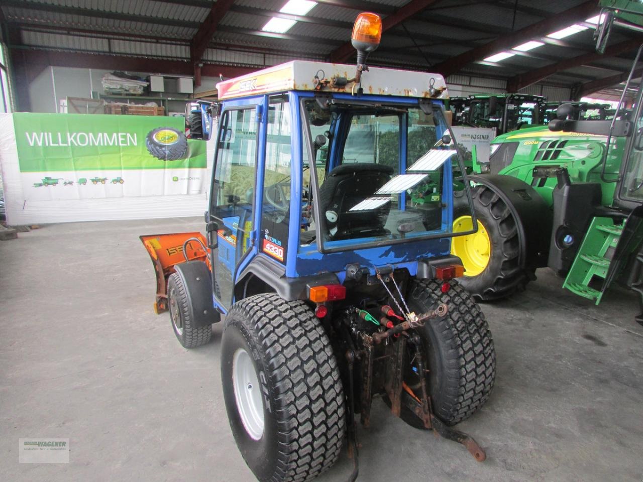 Kommunaltraktor des Typs Iseki TH 4330AHL, Gebrauchtmaschine in Bad Wildungen - Wega (Bild 2)