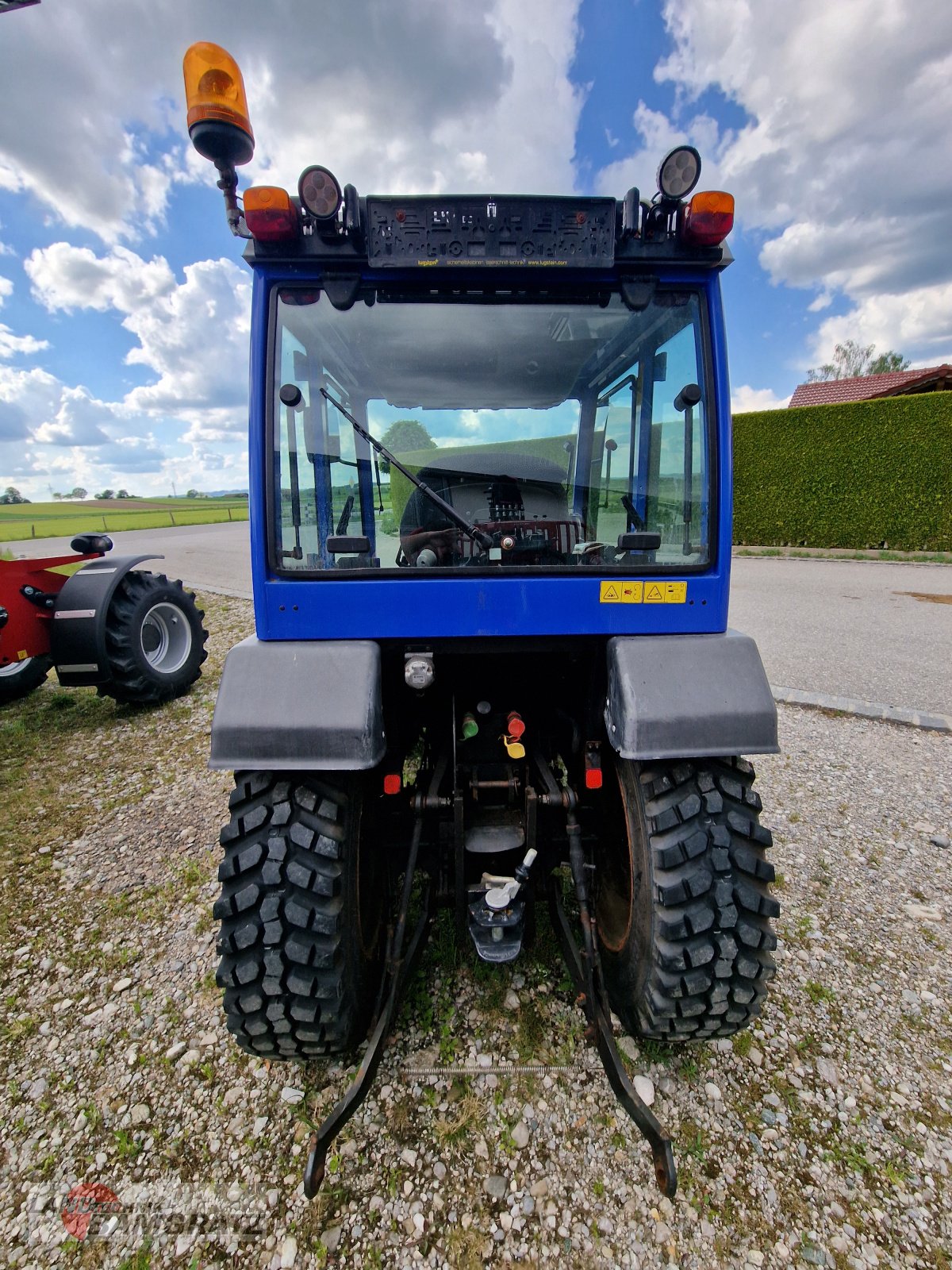 Kommunaltraktor des Typs Iseki TH 4365 AHL, Gebrauchtmaschine in Eberfing (Bild 3)