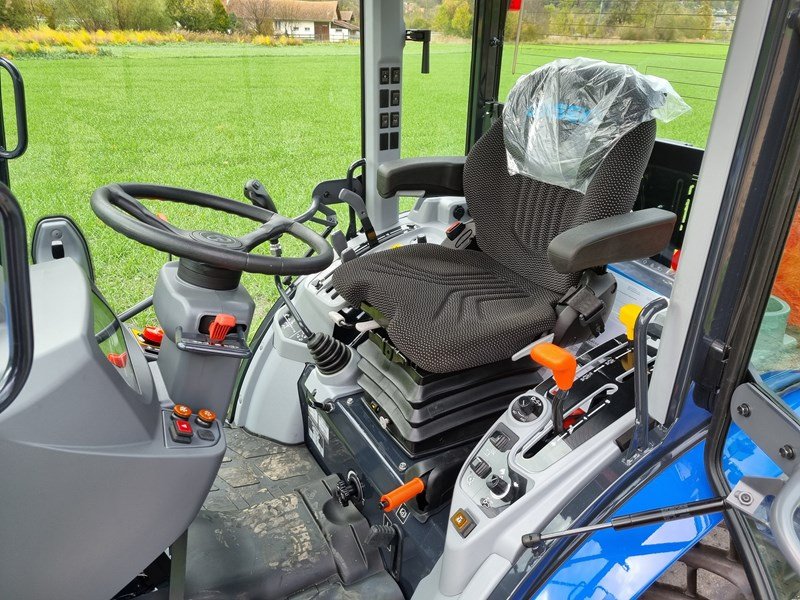 Kommunaltraktor tipa Iseki TH 5420 Kommunaltraktor, Neumaschine u Chur (Slika 7)