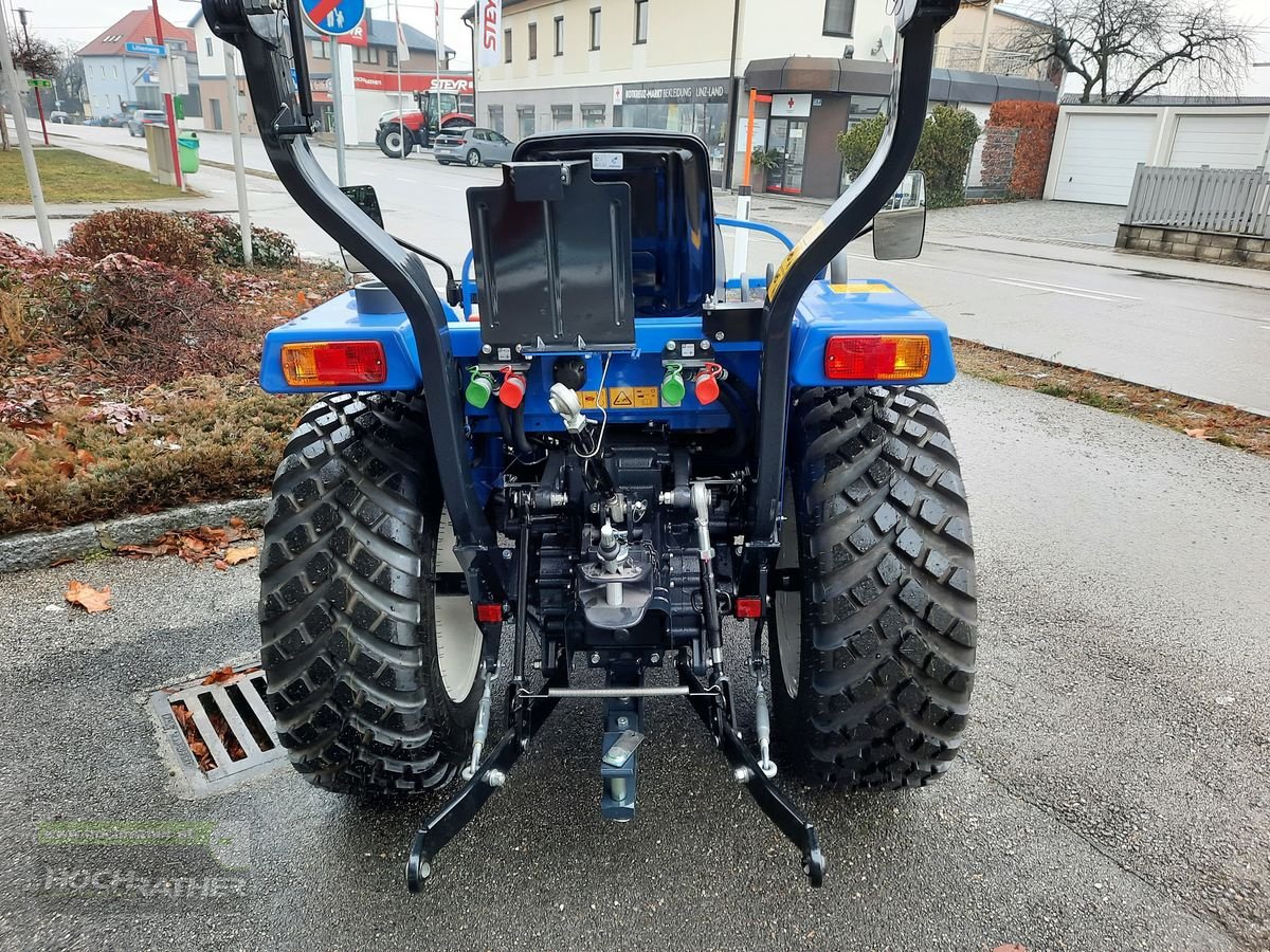 Kommunaltraktor of the type Iseki TLE 3410 AHL, Neumaschine in Kronstorf (Picture 4)