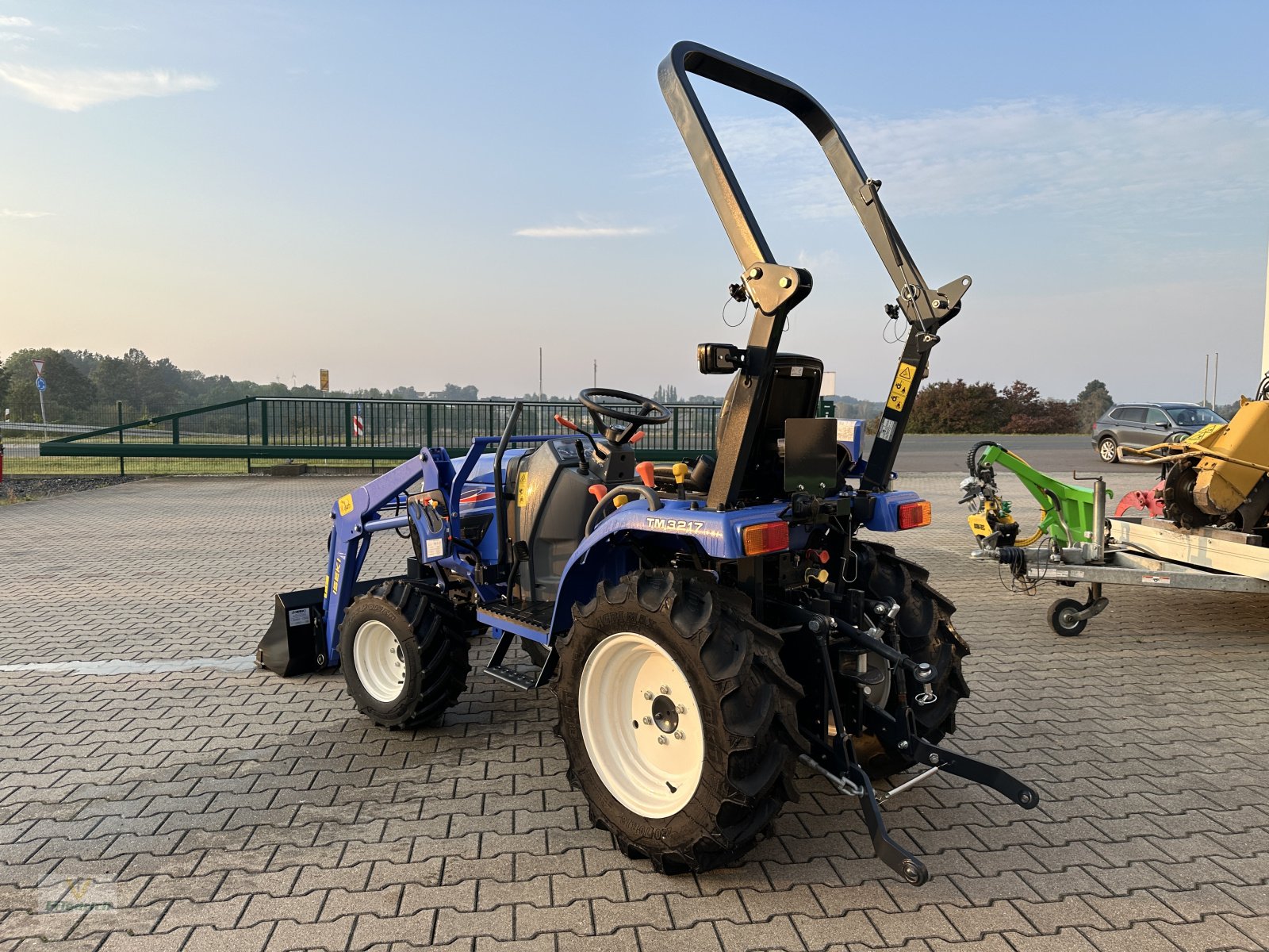 Kommunaltraktor van het type Iseki TM 3217 AL, Neumaschine in Bad Lausick (Foto 2)