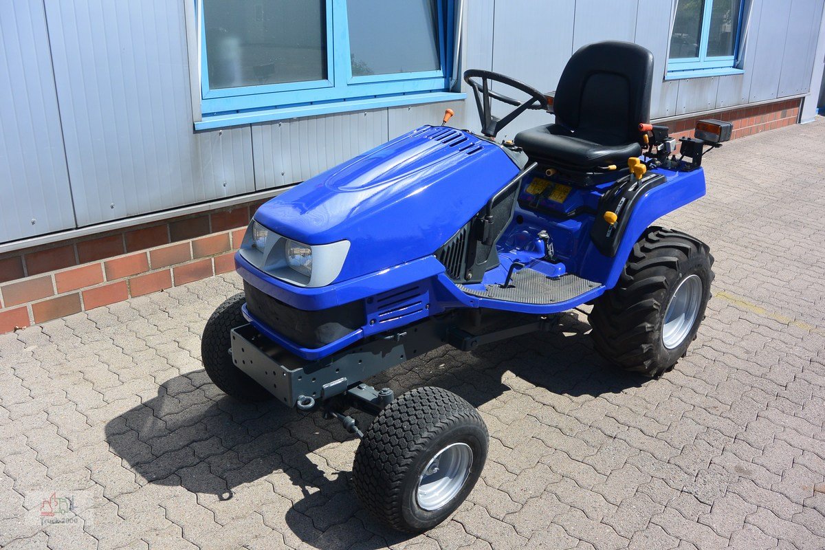 Kommunaltraktor des Typs Iseki TXG 23, Gebrauchtmaschine in Sottrum (Bild 2)