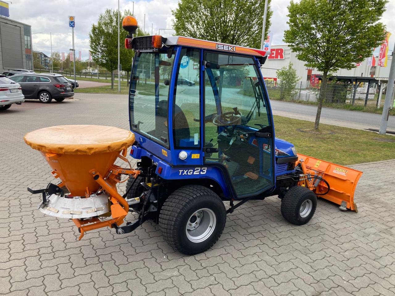 Kommunaltraktor typu Iseki TXG 23, Gebrauchtmaschine w Stuhr (Zdjęcie 4)