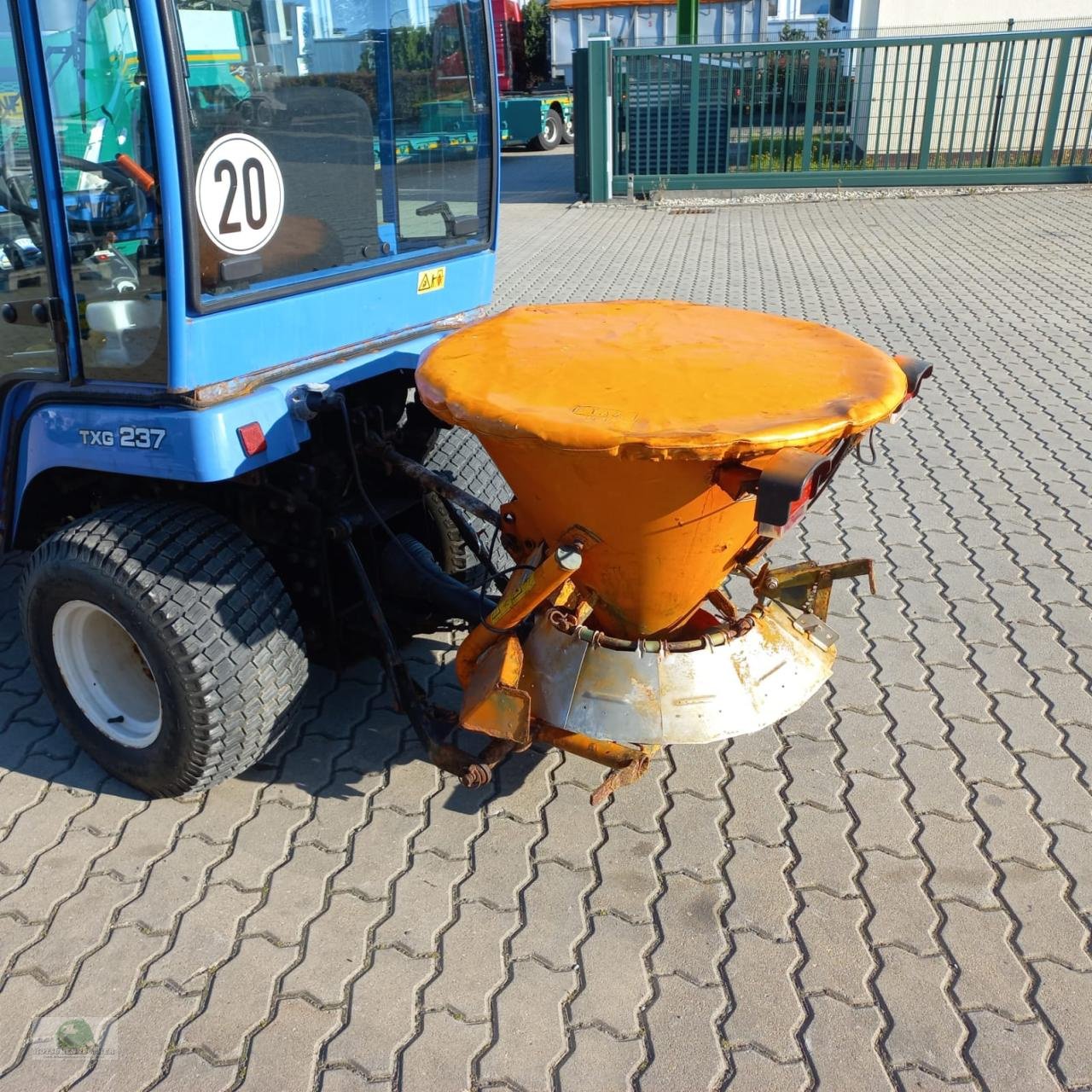 Kommunaltraktor Türe ait Iseki TXG237, Gebrauchtmaschine içinde Münchberg (resim 5)