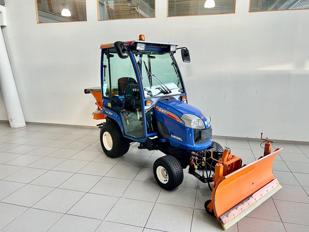 Kommunaltraktor van het type Iseki TXG237, Gebrauchtmaschine in Neubeckum (Foto 2)