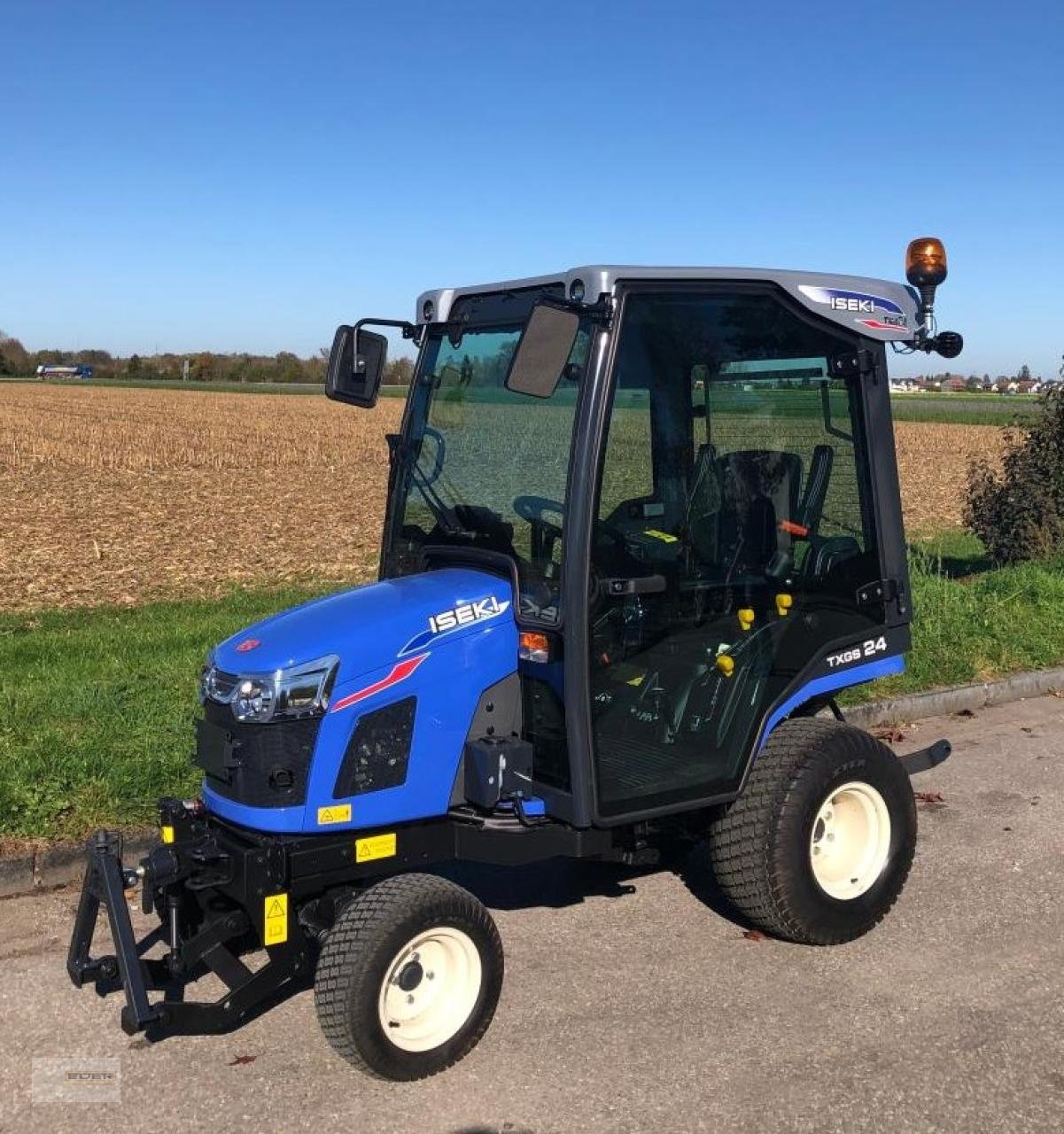 Kommunaltraktor van het type Iseki TXGS 24, Neumaschine in Kirchheim b. München (Foto 16)