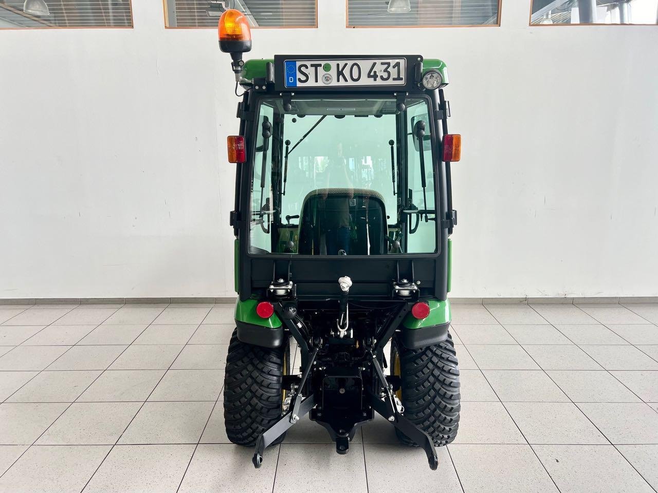 Kommunaltraktor tip John Deere 1026R, Gebrauchtmaschine in Neubeckum (Poză 4)