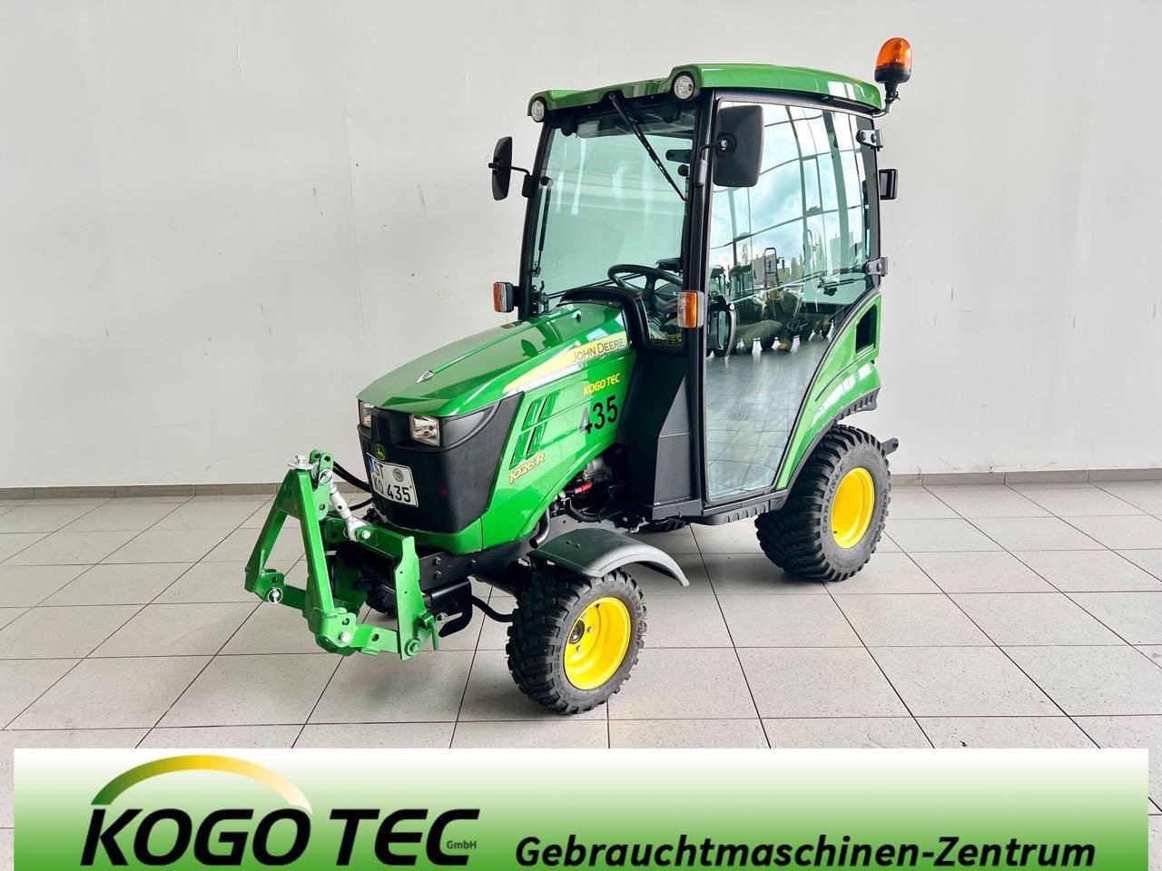 Kommunaltraktor van het type John Deere 1026R, Gebrauchtmaschine in Neubeckum (Foto 1)