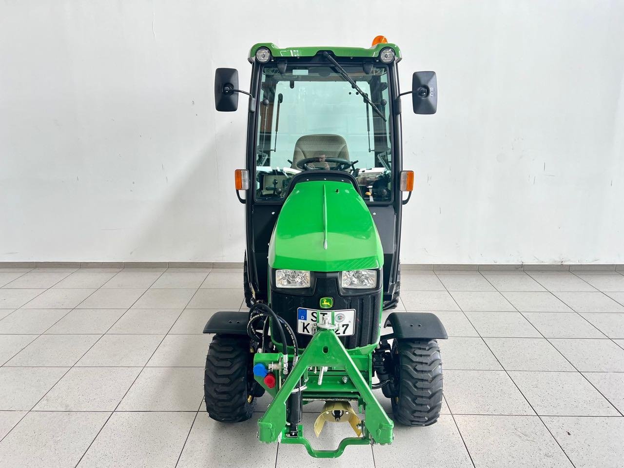 Kommunaltraktor tip John Deere 1026R, Gebrauchtmaschine in Neubeckum (Poză 3)