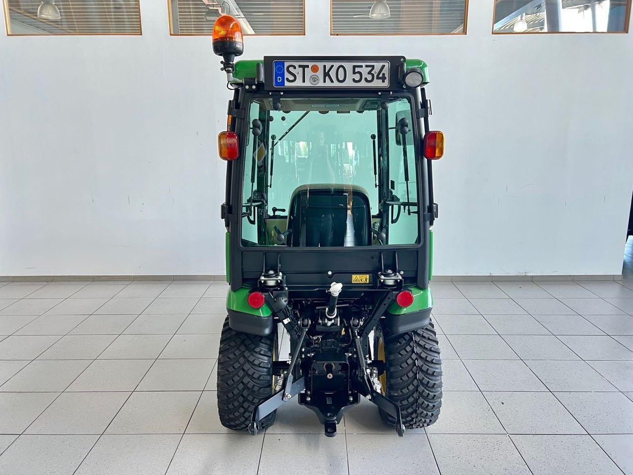 Kommunaltraktor du type John Deere 1026R, Gebrauchtmaschine en Neubeckum (Photo 4)