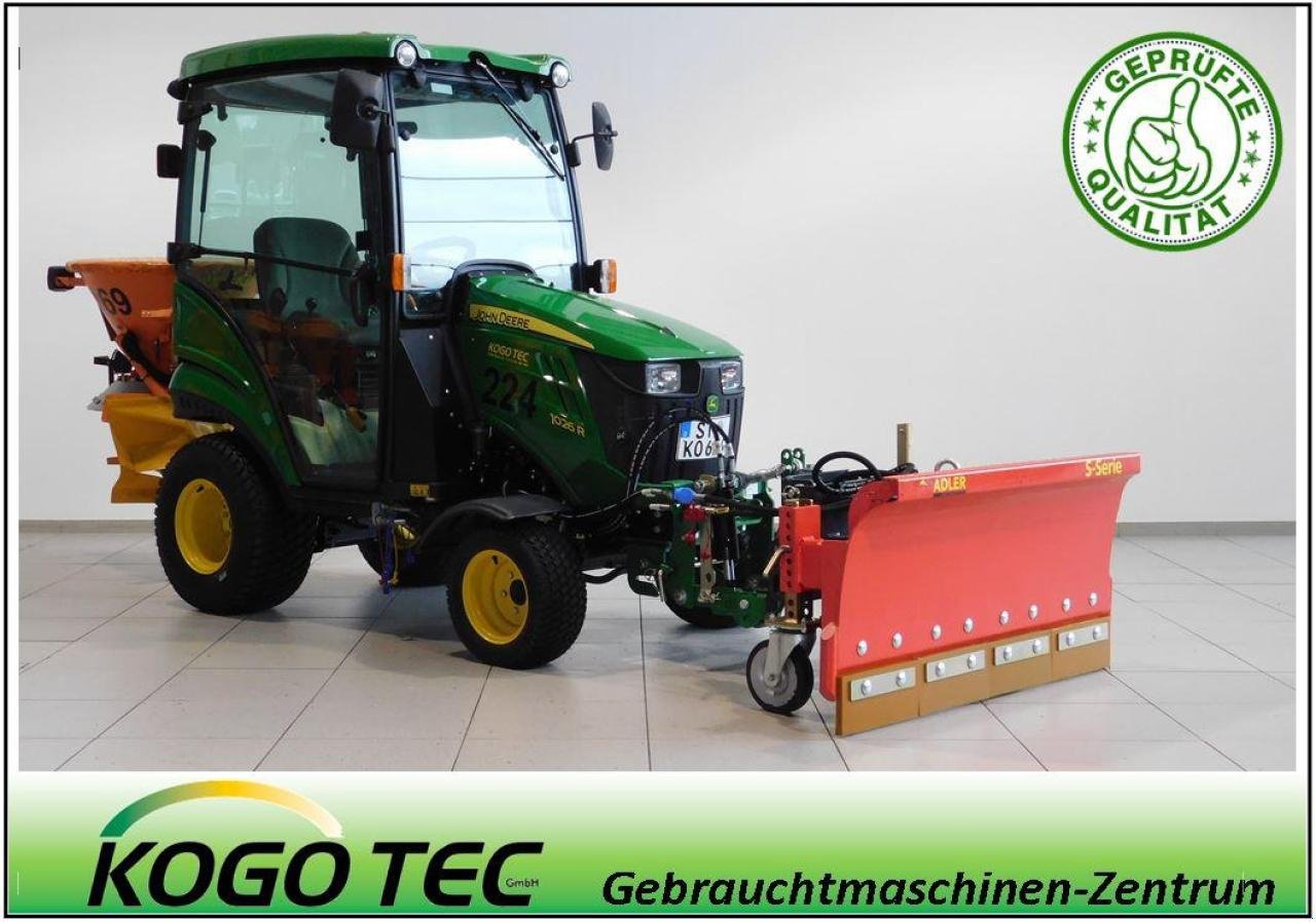 Kommunaltraktor of the type John Deere 1026R, Gebrauchtmaschine in Neubeckum (Picture 1)