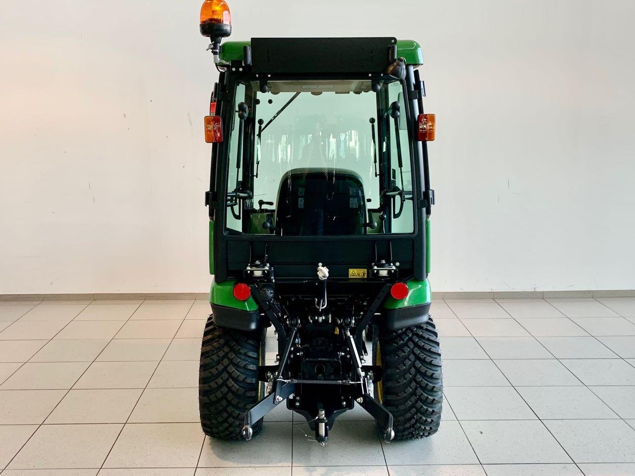 Kommunaltraktor του τύπου John Deere 1026R, Gebrauchtmaschine σε Neubeckum (Φωτογραφία 4)