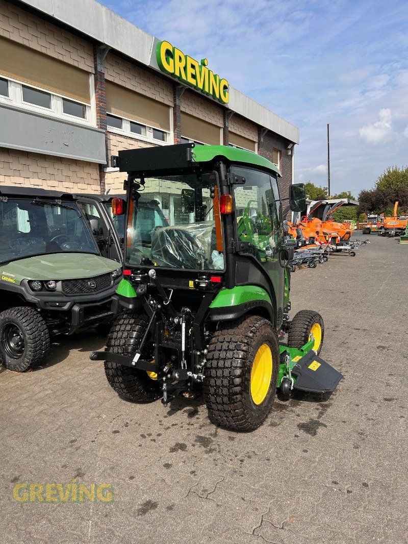 Kommunaltraktor от тип John Deere 2026R Kab MW, Neumaschine в Wesseling-Berzdorf (Снимка 5)