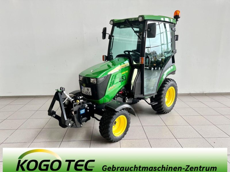 Kommunaltraktor des Typs John Deere 2026R, Gebrauchtmaschine in Neubeckum (Bild 1)