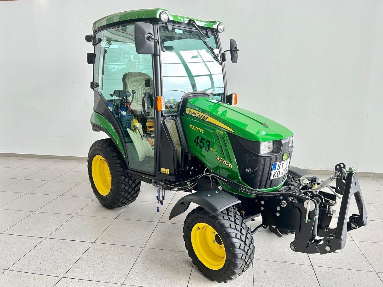 Kommunaltraktor van het type John Deere 2026R, Gebrauchtmaschine in Neubeckum (Foto 2)