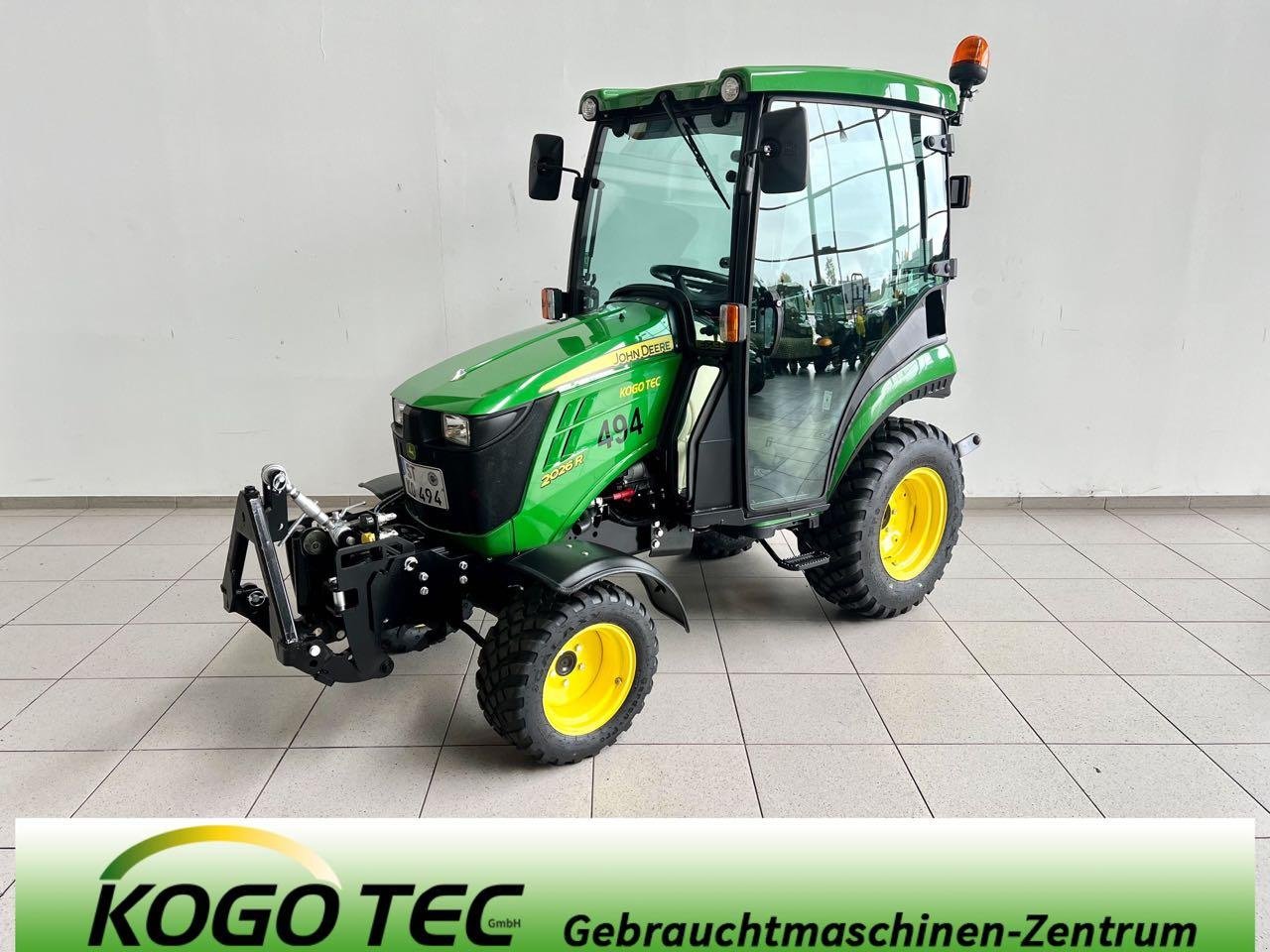 Kommunaltraktor of the type John Deere 2026R, Gebrauchtmaschine in Neubeckum (Picture 1)