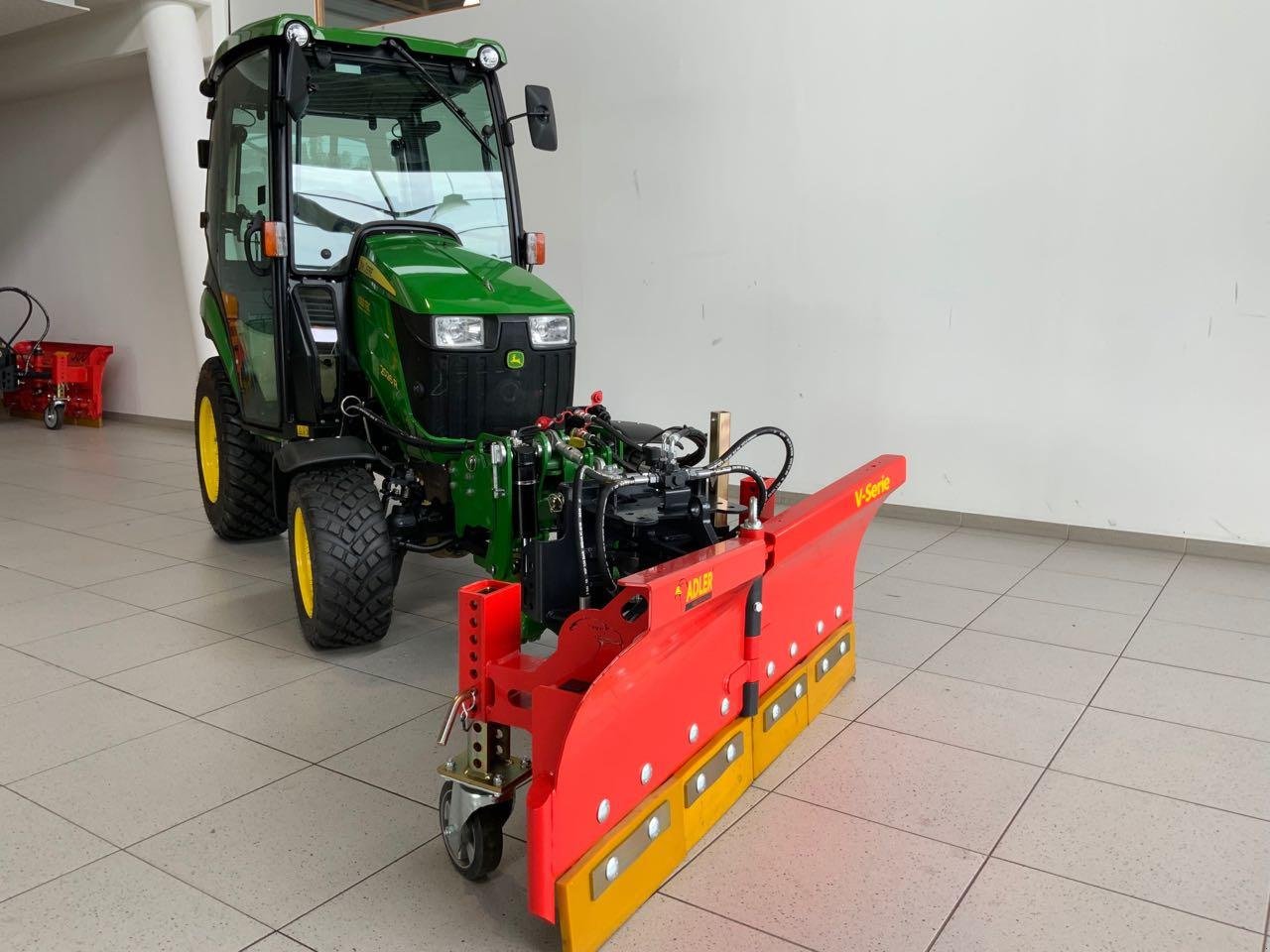 Kommunaltraktor del tipo John Deere 2026R, Neumaschine en Neubeckum (Imagen 5)