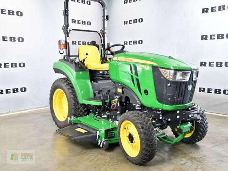 Kommunaltraktor tipa John Deere 2032R TRAKTOR, Neumaschine u Cloppenburg (Slika 1)