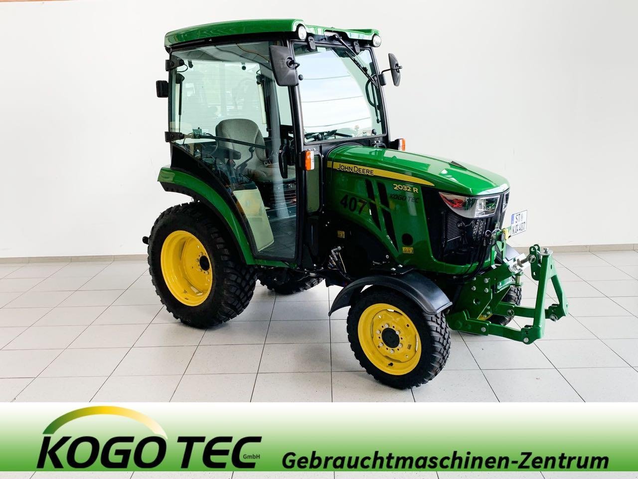 Kommunaltraktor типа John Deere 2032R, Gebrauchtmaschine в Neubeckum (Фотография 1)