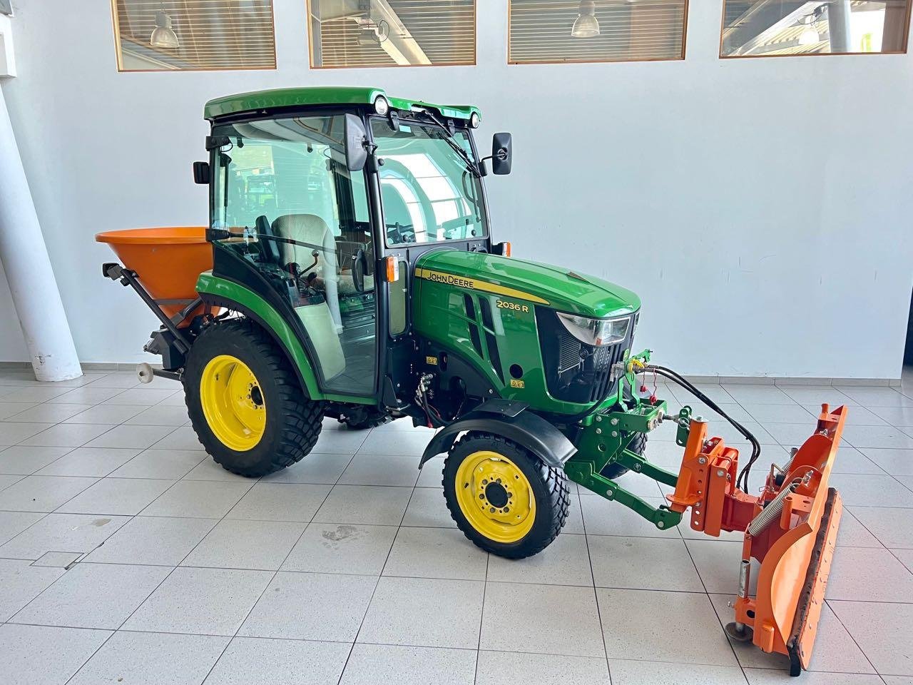 Kommunaltraktor du type John Deere 2036R, Gebrauchtmaschine en Greven (Photo 2)