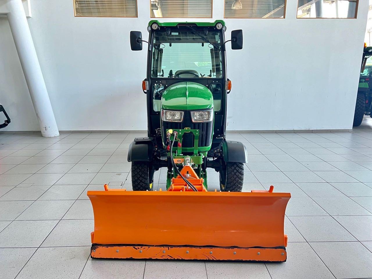 Kommunaltraktor of the type John Deere 2036R, Gebrauchtmaschine in Greven (Picture 3)