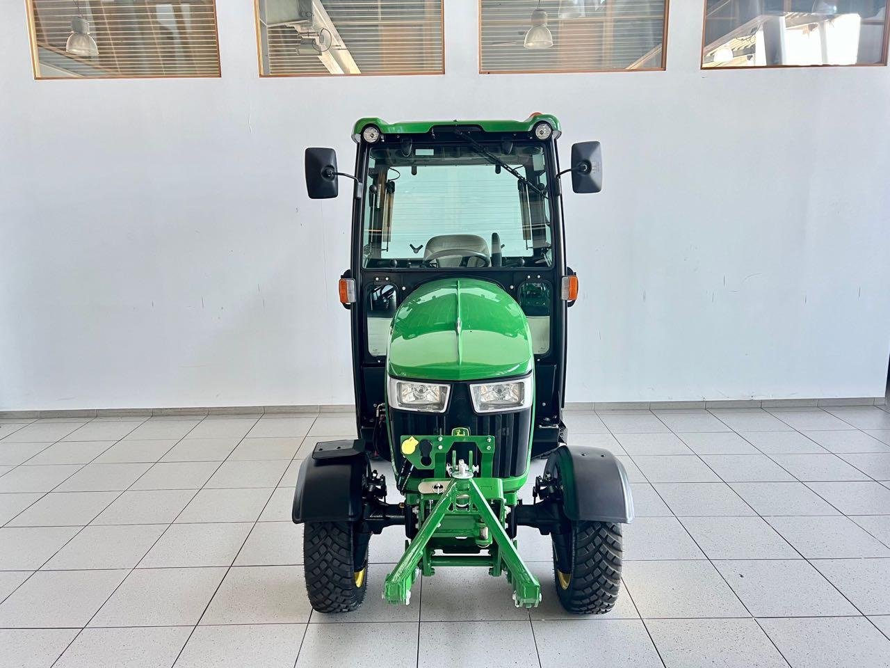 Kommunaltraktor Türe ait John Deere 2036R, Gebrauchtmaschine içinde Neubeckum (resim 3)