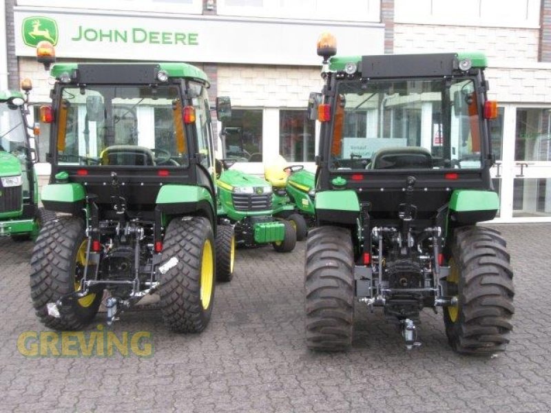 Kommunaltraktor Türe ait John Deere 2038R Kab, Neumaschine içinde Wesseling-Berzdorf (resim 3)