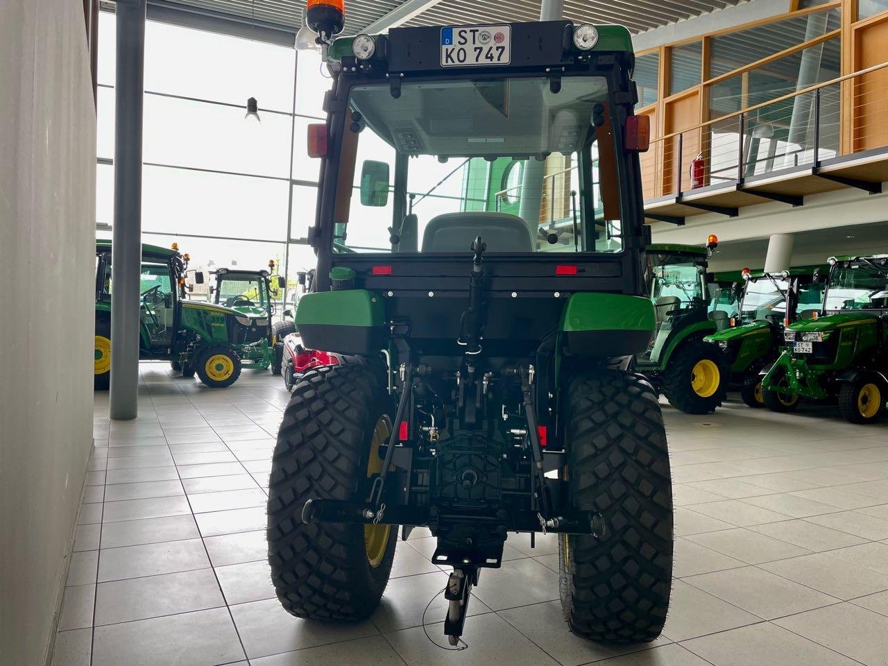 Kommunaltraktor typu John Deere 2038R, Gebrauchtmaschine v Neubeckum (Obrázok 3)