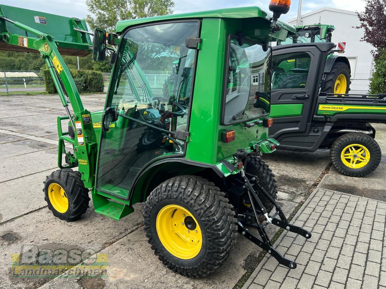 Kommunaltraktor typu John Deere 2320 + 200CX Frontlader, Gebrauchtmaschine w Holthof (Zdjęcie 3)