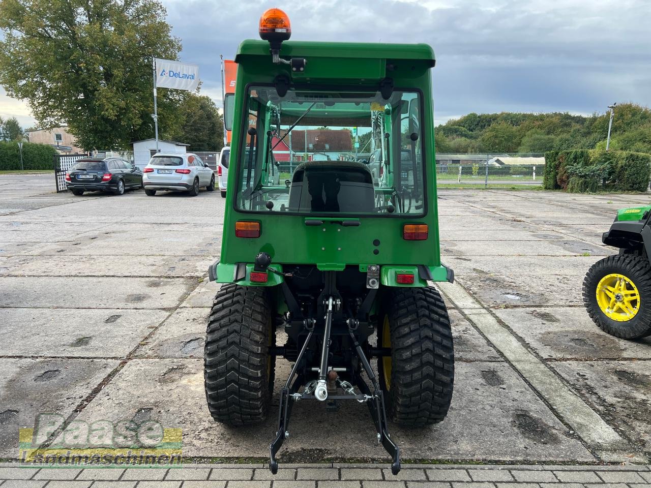 Kommunaltraktor typu John Deere 2320 + 200CX Frontlader, Gebrauchtmaschine v Holthof (Obrázek 4)