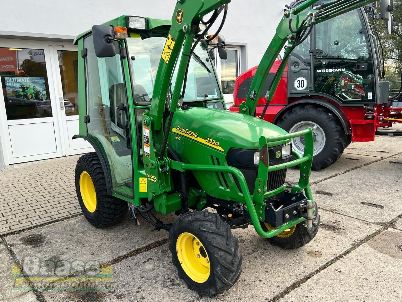 Kommunaltraktor des Typs John Deere 2320 + 200CX Frontlader, Gebrauchtmaschine in Holthof (Bild 8)