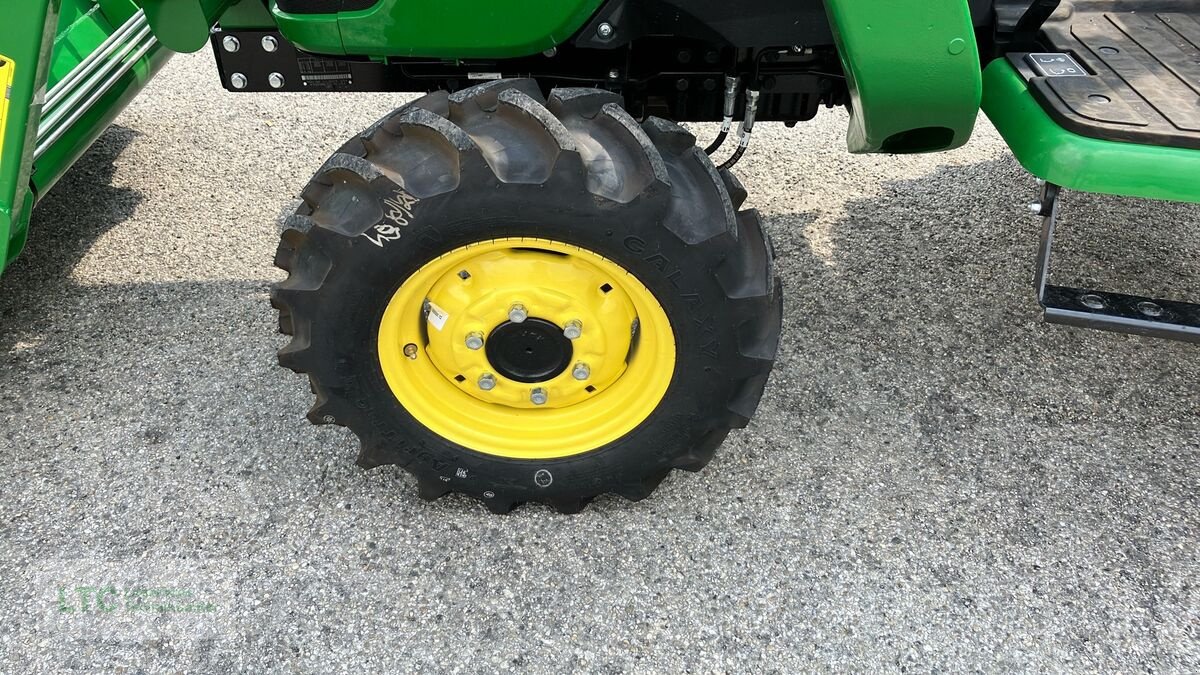 Kommunaltraktor tip John Deere 3025E, Neumaschine in Herzogenburg (Poză 17)