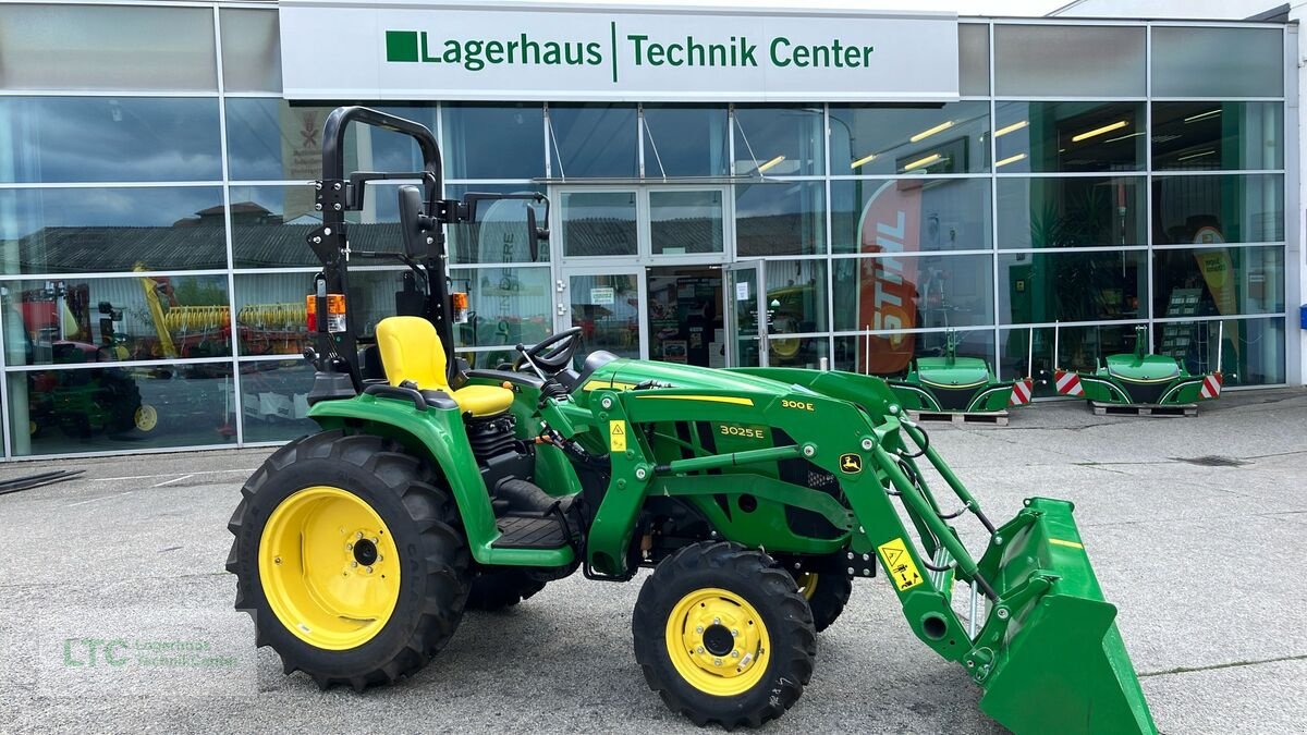 Kommunaltraktor типа John Deere 3025E, Neumaschine в Herzogenburg (Фотография 7)