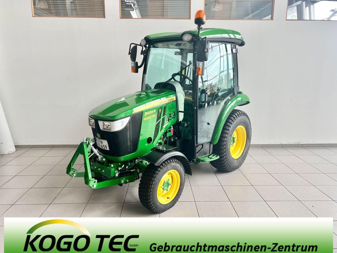 Kommunaltraktor des Typs John Deere 3033R, Gebrauchtmaschine in Neubeckum (Bild 1)