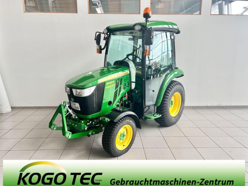 Kommunaltraktor tip John Deere 3033R, Gebrauchtmaschine in Neubeckum (Poză 1)