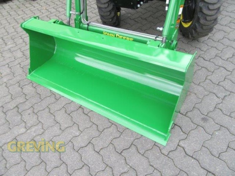 Kommunaltraktor del tipo John Deere 3038E 300E, Neumaschine en Wesseling-Berzdorf (Imagen 7)