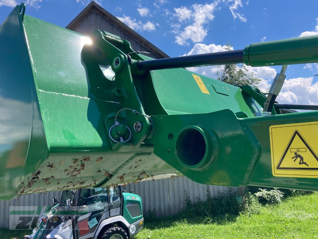 Kommunaltraktor of the type John Deere 3038E, Neumaschine in Kanzach (Picture 16)