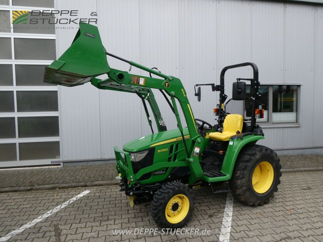 Kommunaltraktor a típus John Deere 3038E, Gebrauchtmaschine ekkor: Lauterberg/Barbis (Kép 2)