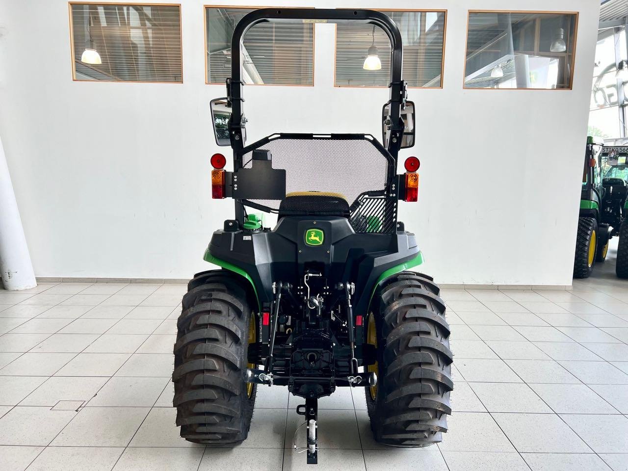 Kommunaltraktor tip John Deere 3038E, Gebrauchtmaschine in Neubeckum (Poză 5)