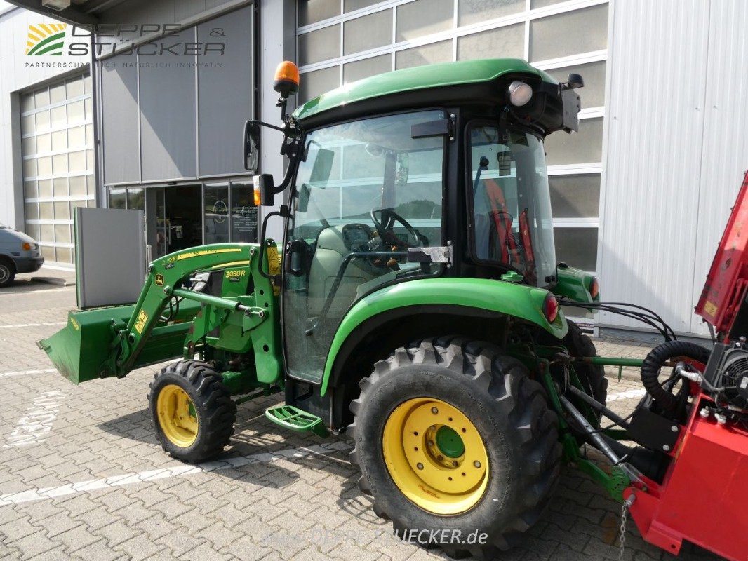 Kommunaltraktor от тип John Deere 3038R mit FL 320R + Schneeschild etc., Gebrauchtmaschine в Lauterberg/Barbis (Снимка 9)